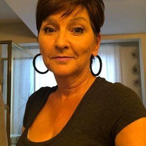 Meet your Posher, Diana